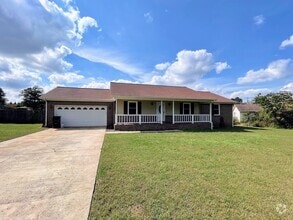 Building Photo - 112 Hazelwood Dr