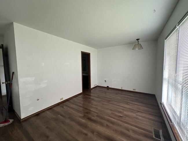 Building Photo - 2318 Double Tree Ln