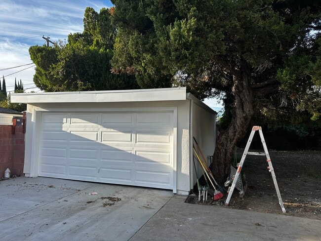 Foto del edificio - 20315 Hamlin St