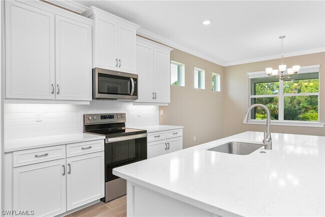Building Photo - 279 Tamarindo Ln