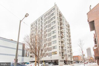 Building Photo - 2201 Cherry St