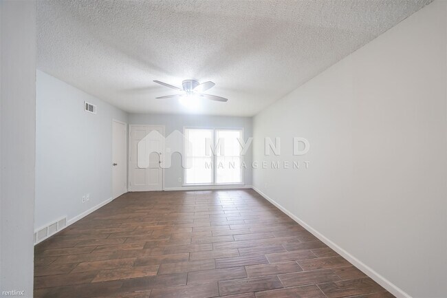 Building Photo - 3 br, 1.5 bath House - 2154 Ashland Dr