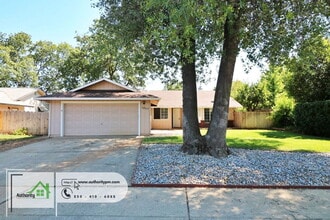 Building Photo - 1857 Sutterwood Dr