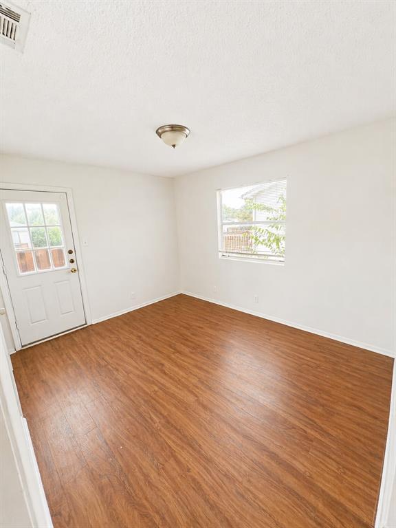 Foto del edificio - 2307 Rachael Ct