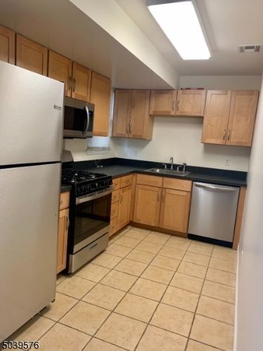 Building Photo - 71 Dr Martin Luther King Jr Blvd