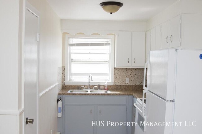 Building Photo - 45 Marlborough St