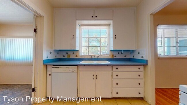 Building Photo - 2 br, 1 bath House - 418 Morningside SE