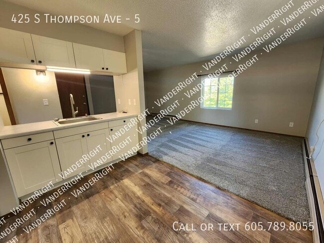 Foto del edificio - 425 S Thompson Ave