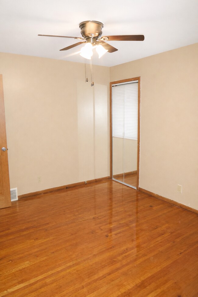 Foto del edificio - 2905-32ND