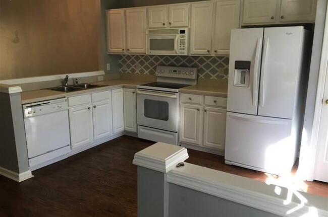 Building Photo - 1604 Brook Fern Way