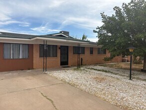 Building Photo - 5845 Wrangler Dr