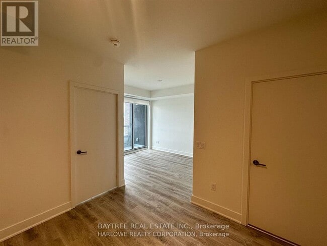 Building Photo - 185 Deerfield Rd