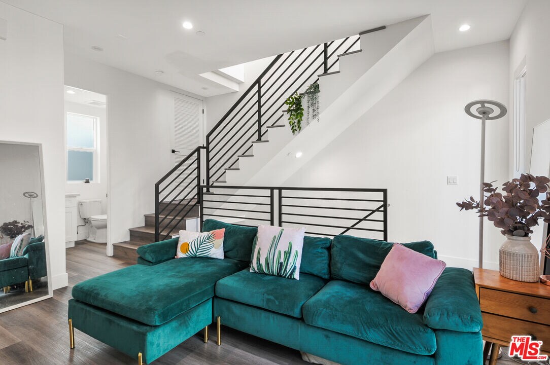 1255 N Gower St, Los Angeles, CA 90038 Townhome Rentals in Los Angeles CA