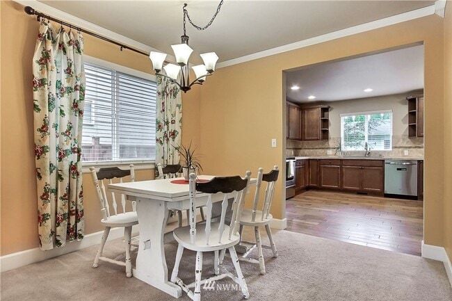 Building Photo - Gorgeous Home in Lacey’s Coveted Courtney ...