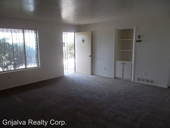 Foto del edificio - 4502 E 26th St