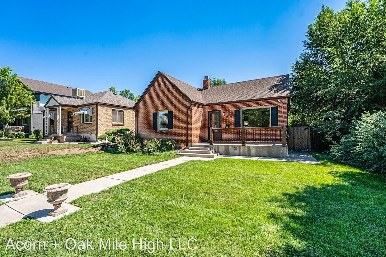 Primary Photo - 3 br, 2 bath House - 2710 King St.