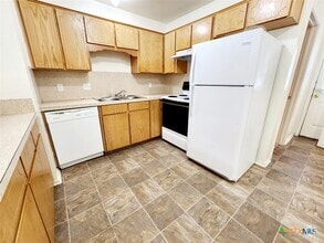 Building Photo - 4301 Alan Kent Dr