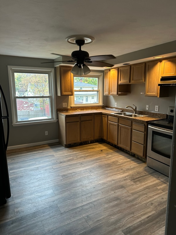 Building Photo - 318 E Linden Ave