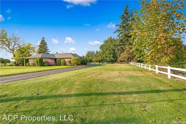 Foto del edificio - 3 br, 2 bath House - 202 W Lincoln Street