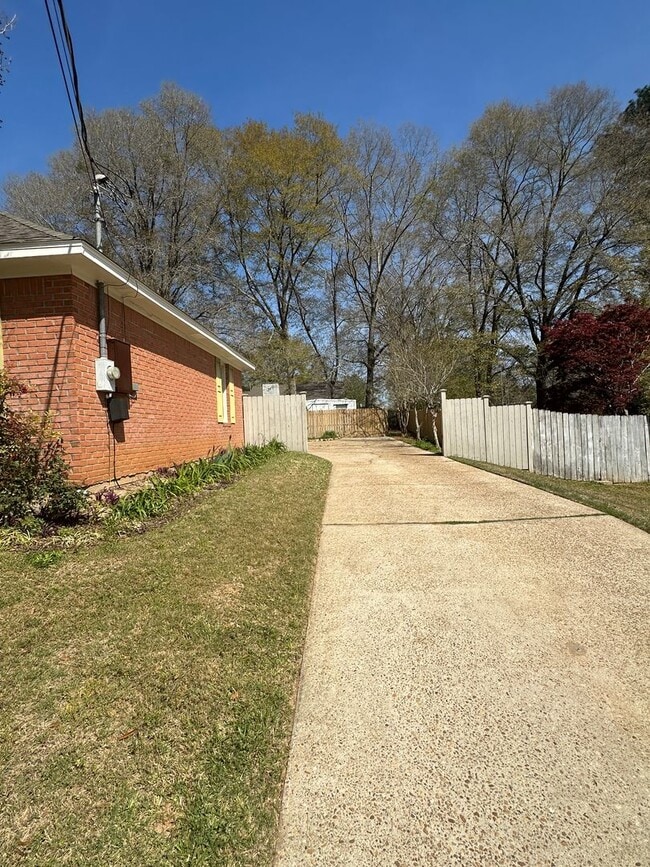 Foto del edificio - Valley Stream Subdivision!!