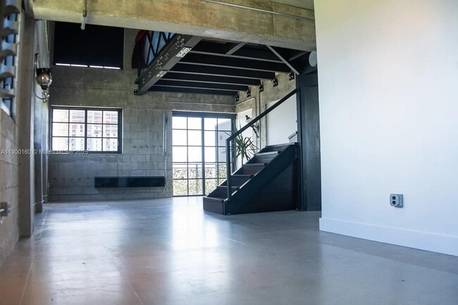 Building Photo - 1749 NE Miami Ct