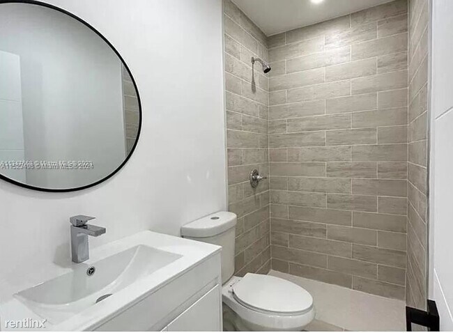 Foto del edificio - 5 br, 2 bath House - 103 NW 68th Ter # 103