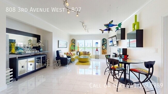 Building Photo - 808 3rd Ave W