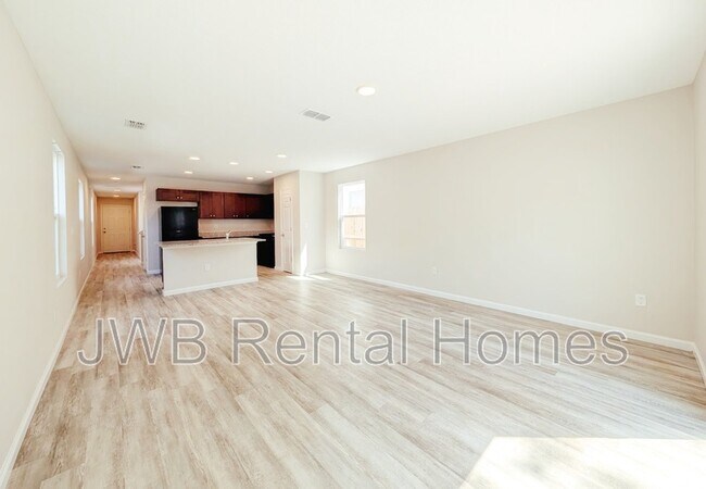 Building Photo - 8736 Eaton Ave