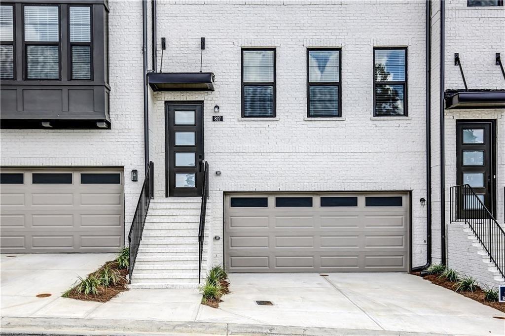Foto principal - 827 Stone Ridge Ln NE