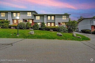 Building Photo - 26 Abington Gardens Dr