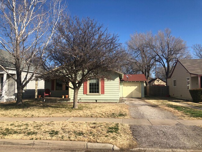 Foto del edificio - Located Oliver Eakle/AC !!! Cute 2/1/1 wit...