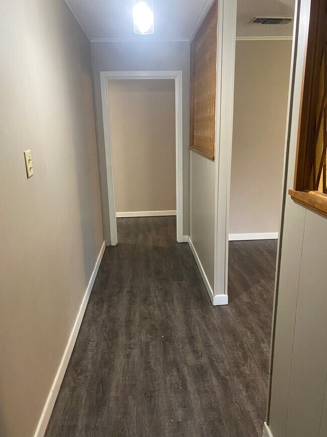 Foto del edificio - 500 Wade Ln