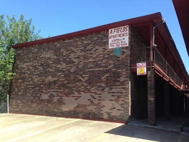 Primary Photo - 2805-2809 Avenue M
