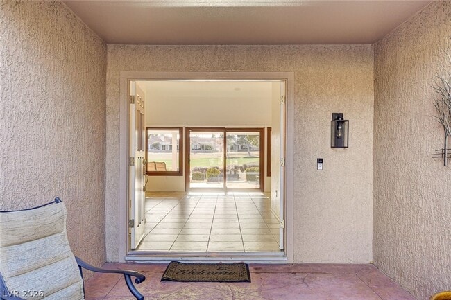 Building Photo - 9037 Starmount Dr