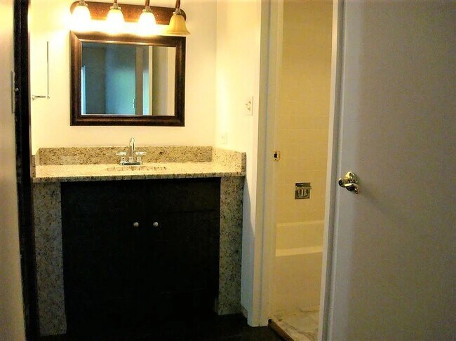 Foto del edificio - 2252 N Baldwin Way