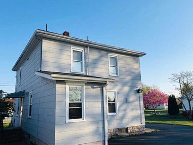 Building Photo - 306 W Arbor Ave