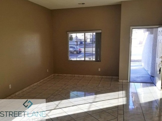 Building Photo - 2320 Orchard Valley Dr