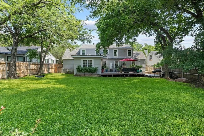 Backyard - 4227 Calmont Ave
