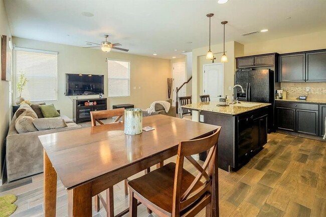 Foto del edificio - 2119 Makenna Dr