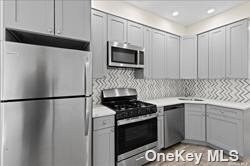 Building Photo - 20-16 Stanhope Street Unit 1L