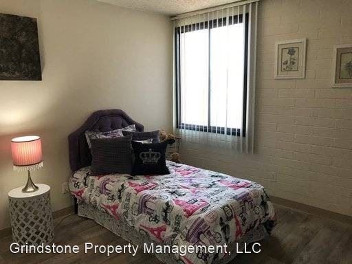 Foto del edificio - 4415-4515 E Grant Rd