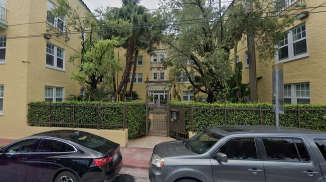 Walk to the Beach – Bright 1Bedroom/1 Bath... - Walk to the Beach – Bright 1Bedroom/1 Bath... House