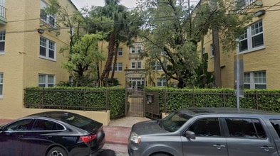 Building Photo - 536 14th St