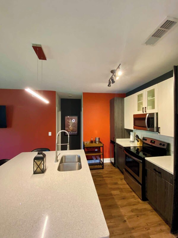 Foto del edificio - 2470 Cheshire Bridge Rd NE