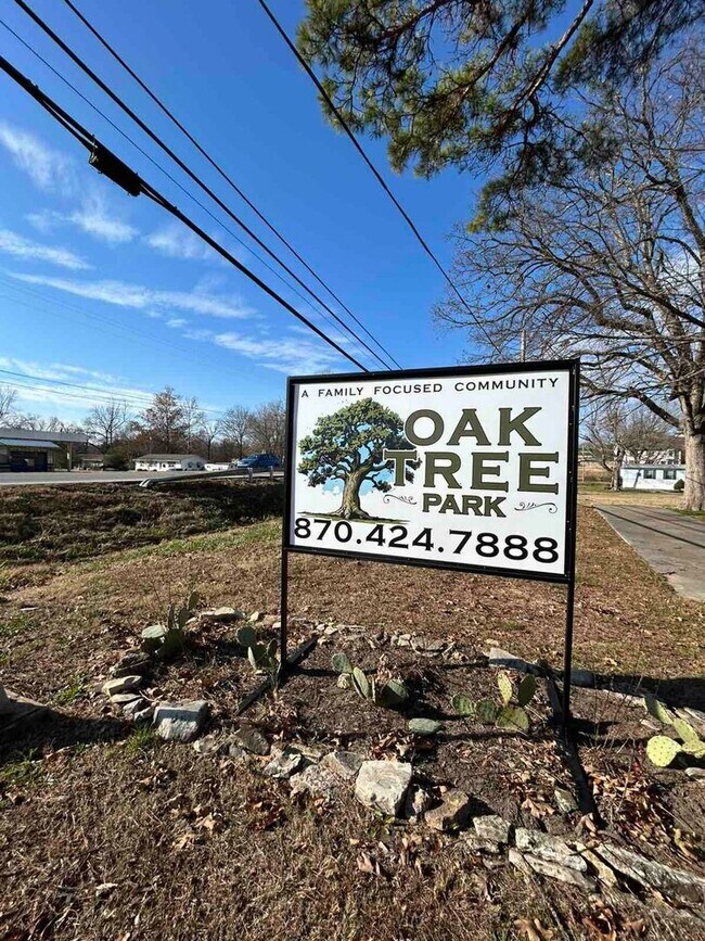 Building Photo - Oak Tree Mobile Home #6