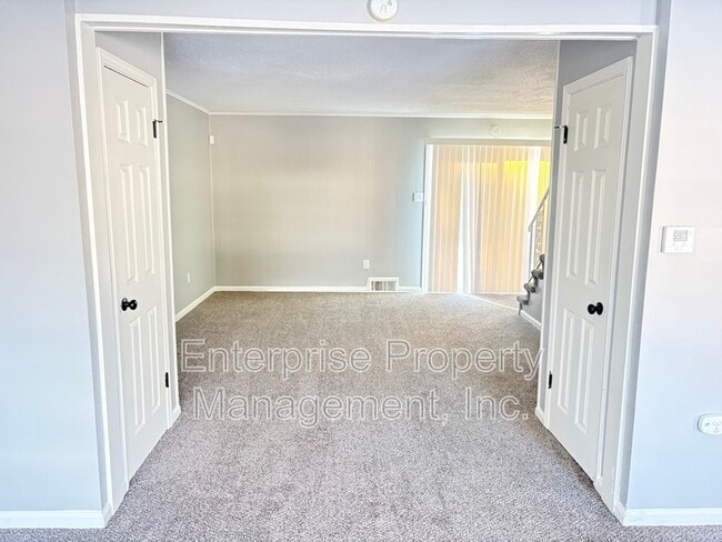 Building Photo - 3877 Camelia Cove