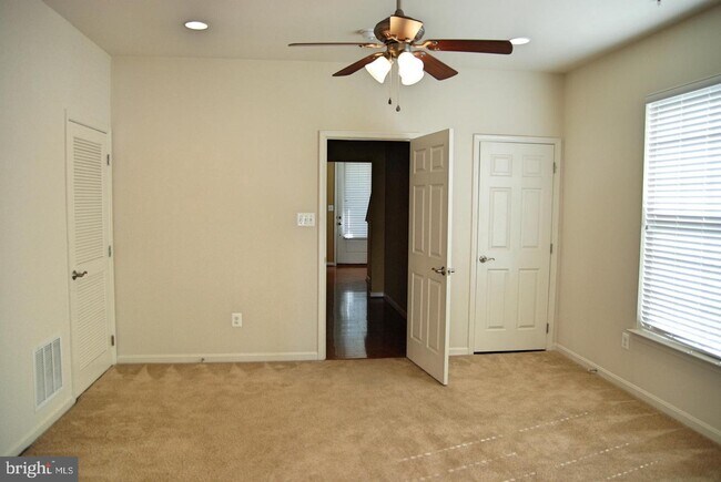 Building Photo - 44340 Ocelot Way