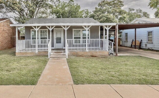 Foto del edificio - Adorable, Updated 2/1 in Arnett Benson wit...