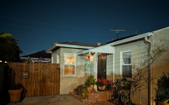 Foto del edificio - 5011 Stacy St