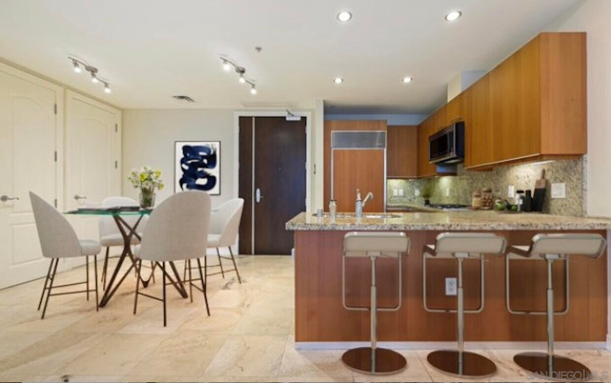 Foto principal - 550 Front St